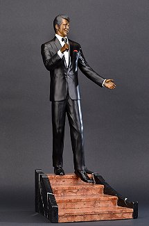 Dean Martin bronze sculpture The King Of Cool at Regis Galerie