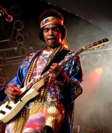 Jimi Taylor Tributes Jimi Hendrix