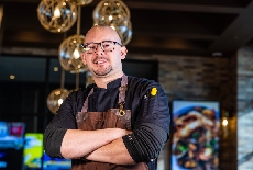 New Chef At Chickie’s & Pete’s Crabhouse and Sports Bar